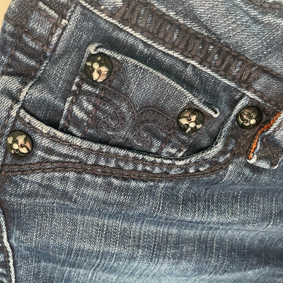 ROCK REVIVAL Celine Skinny Stretch Jeans - Picture 13 of 14